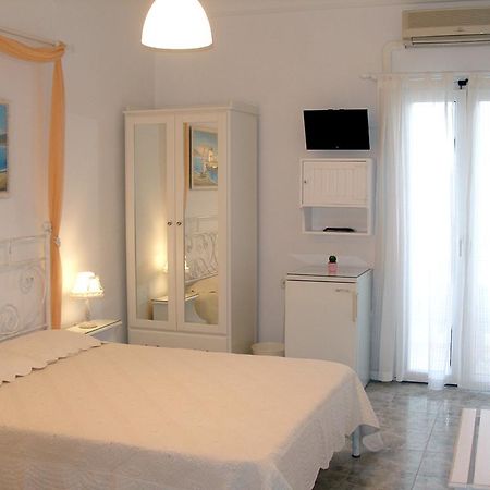 Arethousa Plaka  Chambre photo